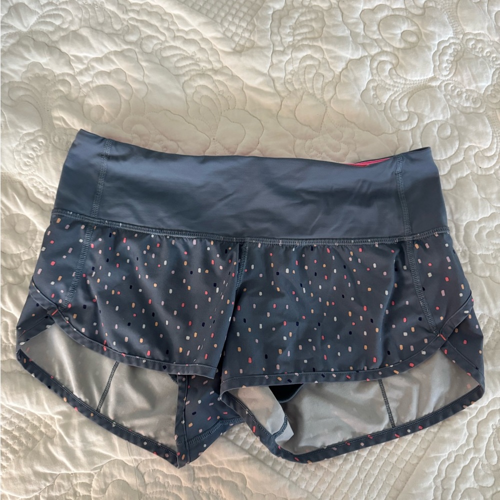 Lululemon speed up shorts low rise 2.5 inch